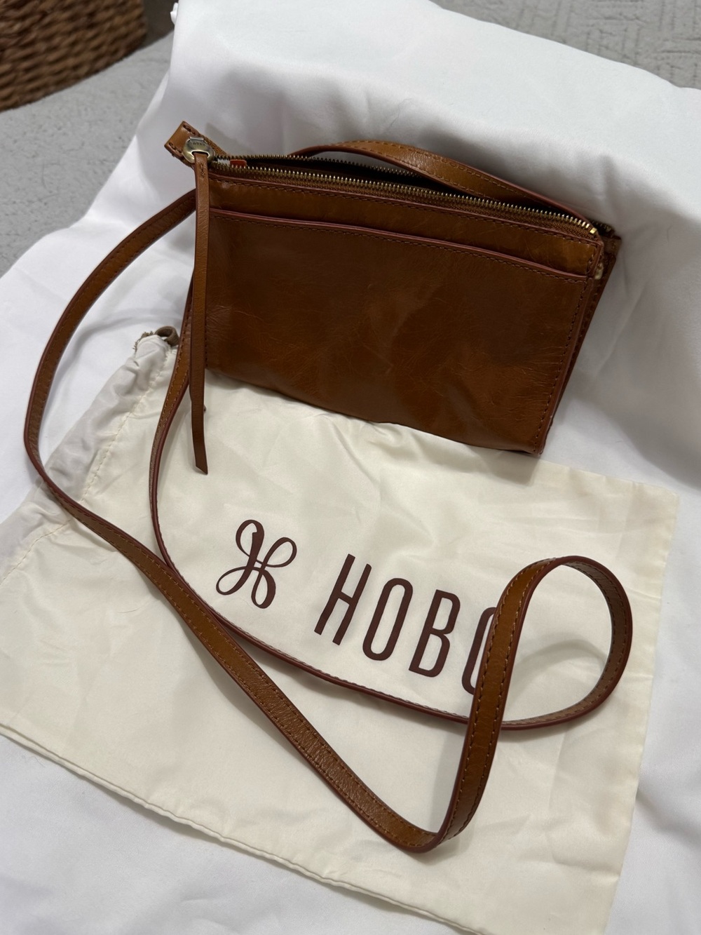 HOBO Tan/Brown Leather Messenger Crossbody